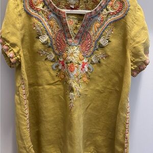 Johnny Was Workshop Mustard Embroidered Blouse Ladies size Large